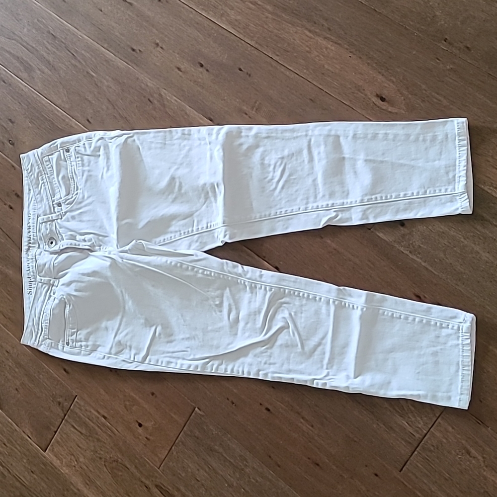Simply Vera white cropped jeans